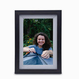 Digitale fotolijst Wit & bruin hout met wifi & frameo app - 25.4cm